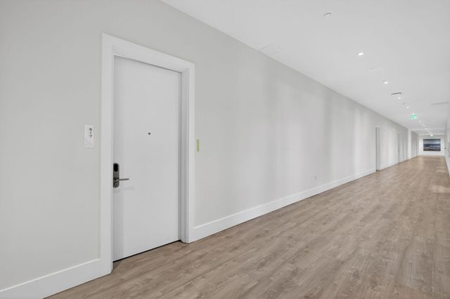 220 Lake Shore Drive 617, Lake Park, FL 33403