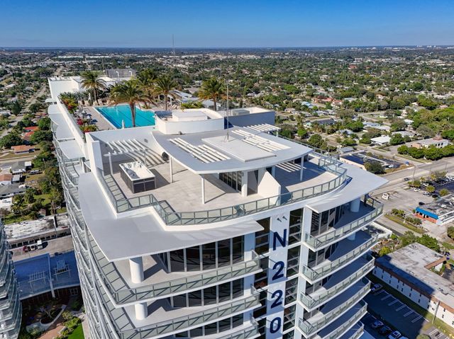 220 Lake Shore Drive 617, Lake Park, FL 33403