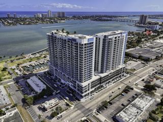 220 Lake Shore Drive 617, Lake Park, FL 33403