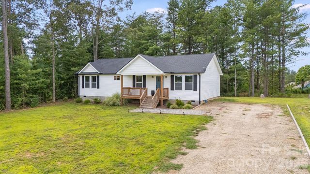 398 Point Hope Lane, Hendersonville, NC 28792