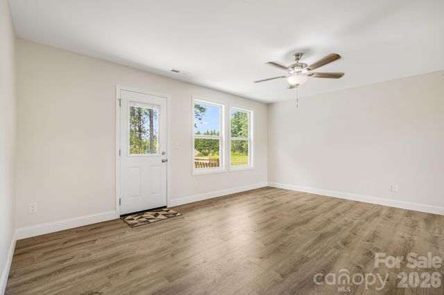 398 Point Hope Lane, Hendersonville, NC 28792