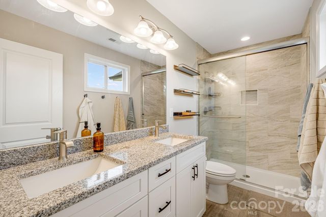 398 Point Hope Lane, Hendersonville, NC 28792