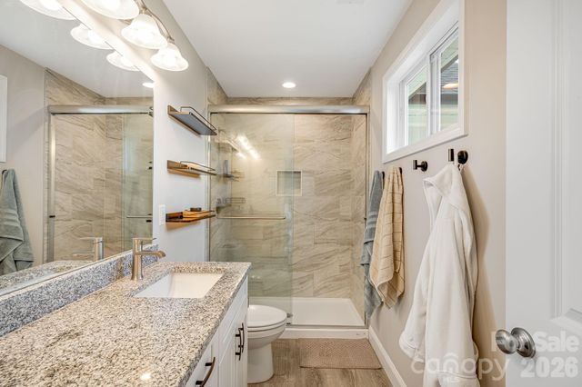 398 Point Hope Lane, Hendersonville, NC 28792
