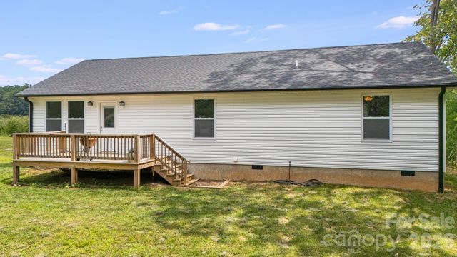 398 Point Hope Lane, Hendersonville, NC 28792