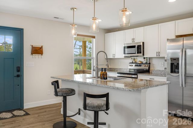 398 Point Hope Lane, Hendersonville, NC 28792