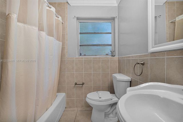 6610 Johnson St, Hollywood, FL 33024