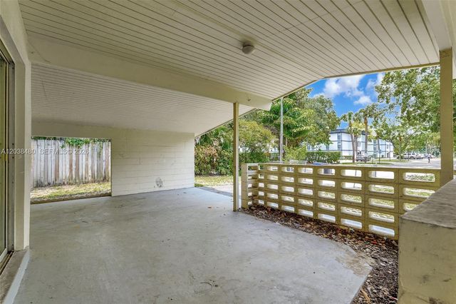 6610 Johnson St, Hollywood, FL 33024
