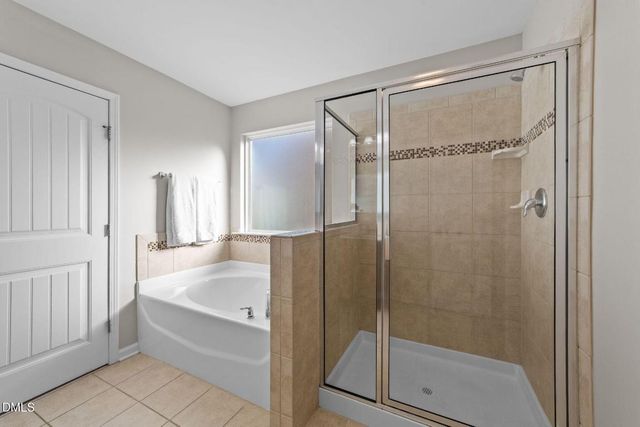 105 Genoa Lane, Clayton, NC 27527