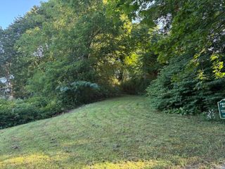 97 North Road, Groton, CT 06340