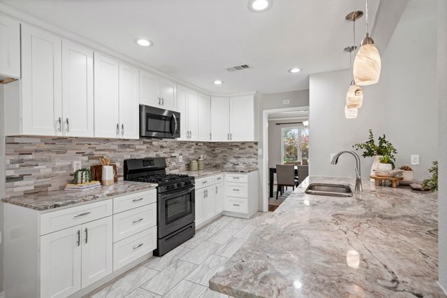 6349 Highgate Lane, Dallas, TX 75214