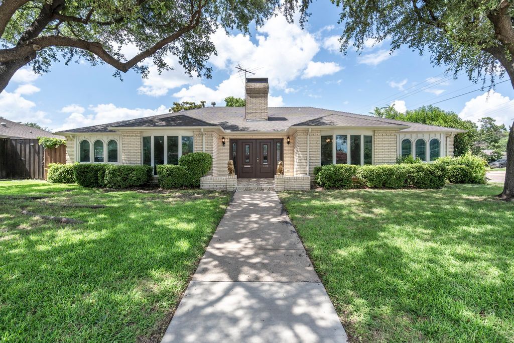 6349 Highgate Lane, Dallas, TX 75214