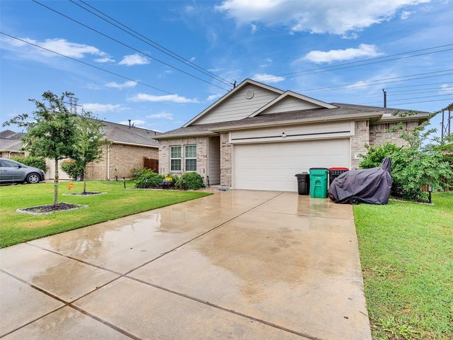8719 Willet Street, Baytown, TX 77521