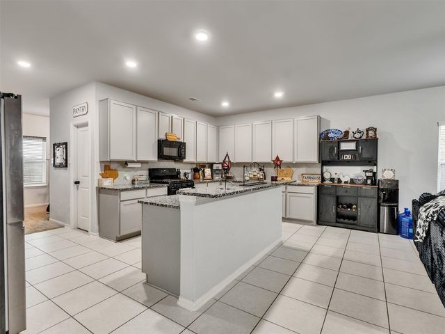 8719 Willet Street, Baytown, TX 77521