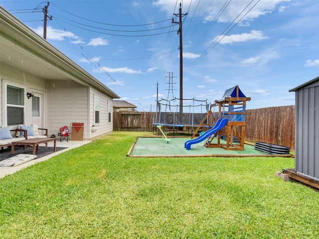 8719 Willet Street, Baytown, TX 77521