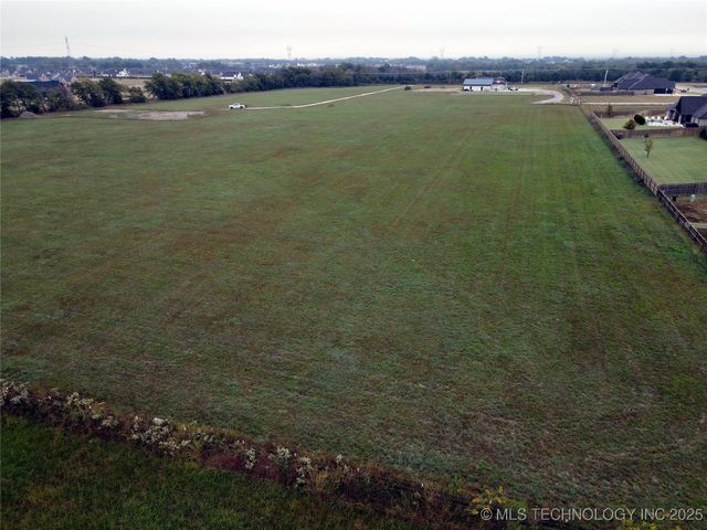 17670 S Yale Avenue, Bixby, OK 74008