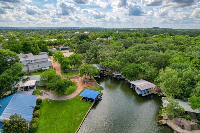 14 Purple Sage, Kingsland, TX 78639