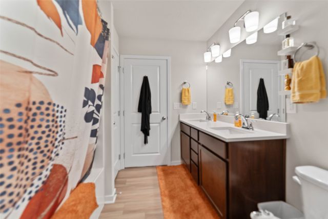 390 Commons Drive, Carlisle, IA 50047