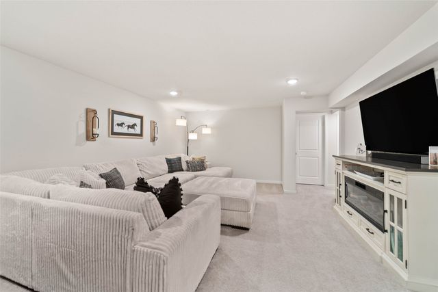 390 Commons Drive, Carlisle, IA 50047