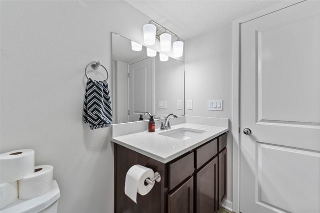 390 Commons Drive, Carlisle, IA 50047