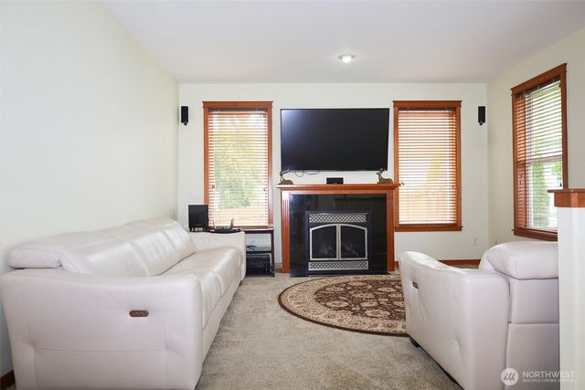 2290 Seaside Drive, Blaine, WA 98230