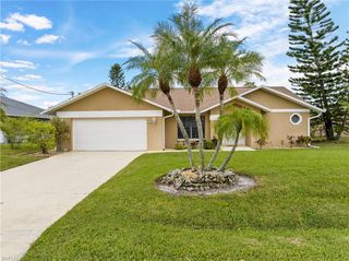 2306 SE 8th ST, Cape Coral, FL 33990