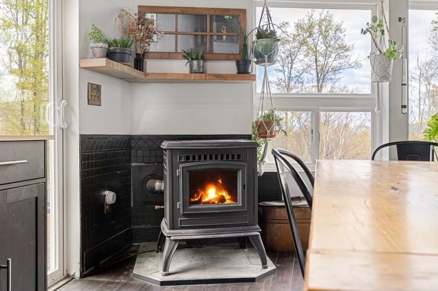96 Deerfield Hills Road, Morristown, VT 05661