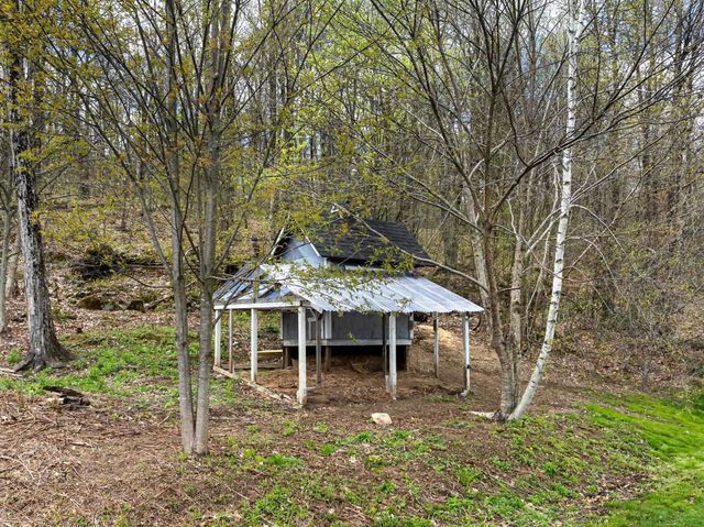 96 Deerfield Hills Road, Morristown, VT 05661