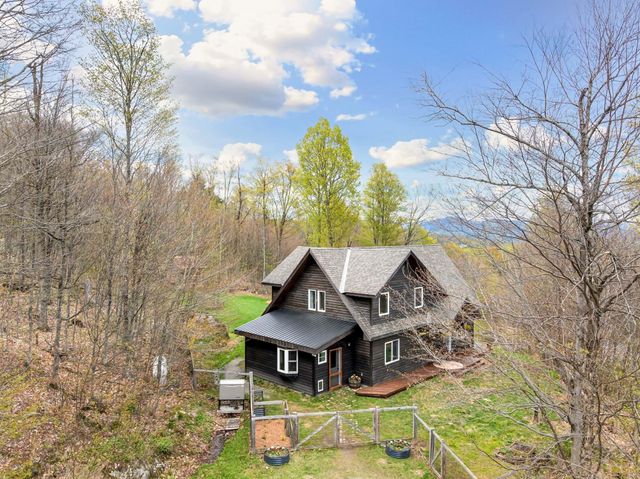 96 Deerfield Hills Road, Morristown, VT 05661
