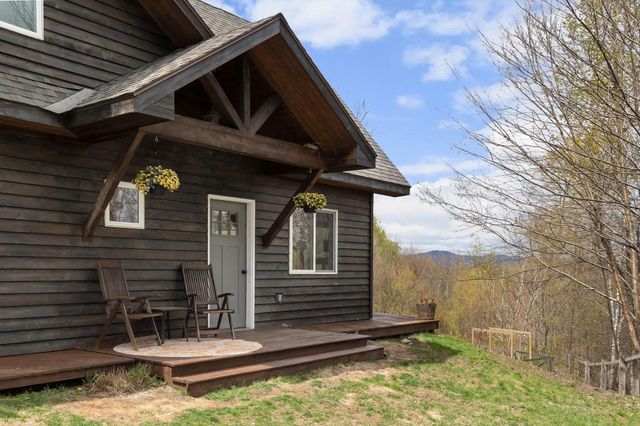 96 Deerfield Hills Road, Morristown, VT 05661