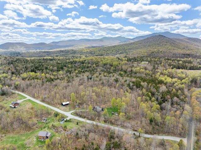 96 Deerfield Hills Road, Morristown, VT 05661