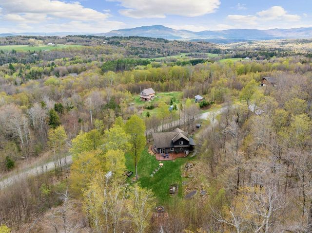 96 Deerfield Hills Road, Morristown, VT 05661