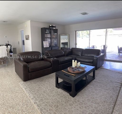 5001 SW 87th Pl 1, Miami, FL 33165