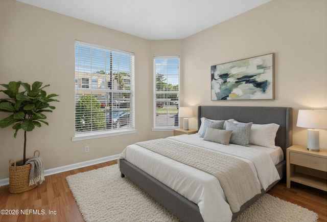 7801 POINT MEADOWS Drive 2101, Jacksonville, FL 32256