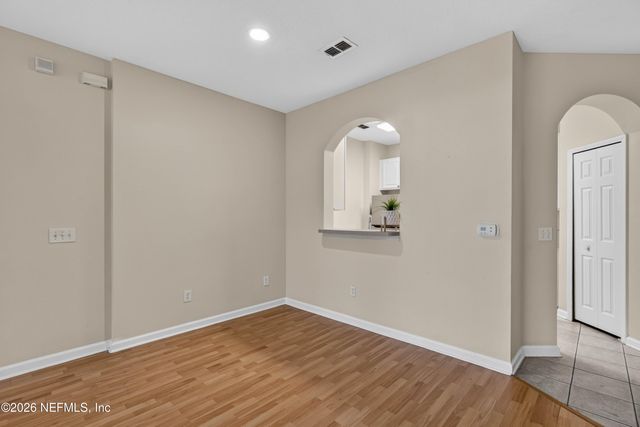 7801 POINT MEADOWS Drive 2101, Jacksonville, FL 32256