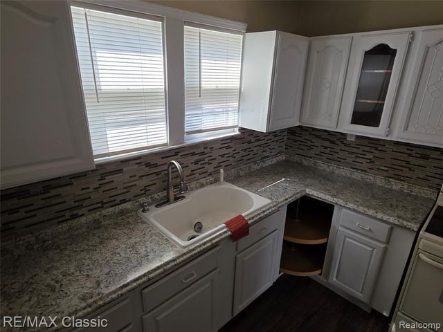 15307 Biltmore Street, Detroit, MI 48227