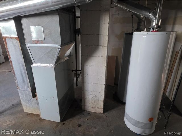 15307 Biltmore Street, Detroit, MI 48227