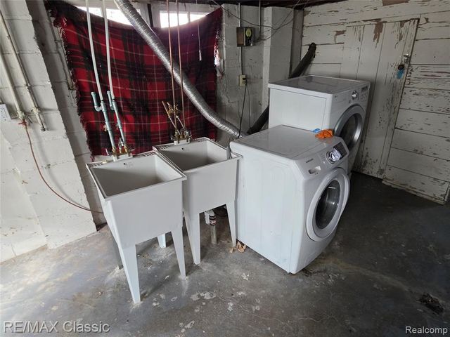 15307 Biltmore Street, Detroit, MI 48227