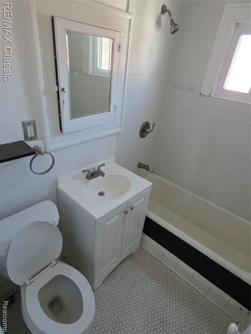 15307 Biltmore Street, Detroit, MI 48227