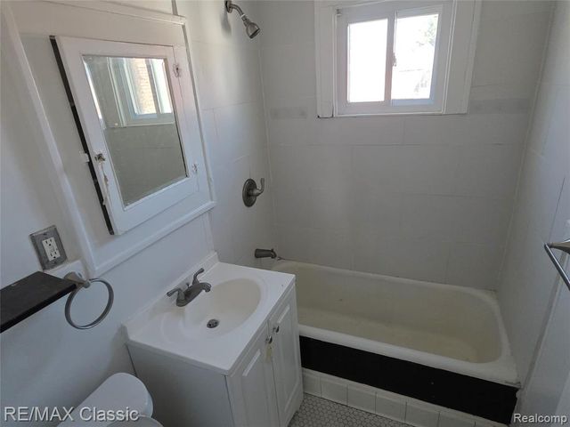 15307 Biltmore Street, Detroit, MI 48227