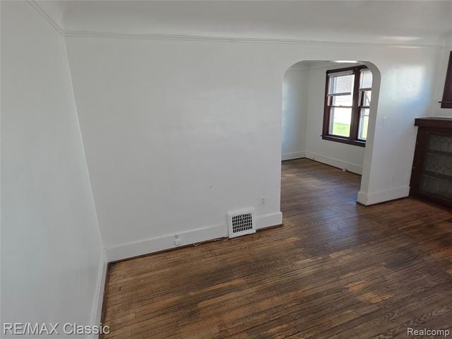 15307 Biltmore Street, Detroit, MI 48227