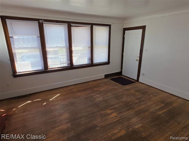 15307 Biltmore Street, Detroit, MI 48227