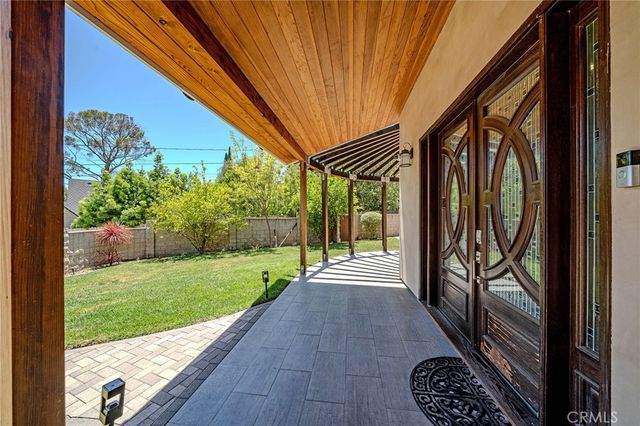 1217 Olive, La Canada Flintridge, CA 91011