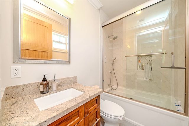 1217 Olive, La Canada Flintridge, CA 91011
