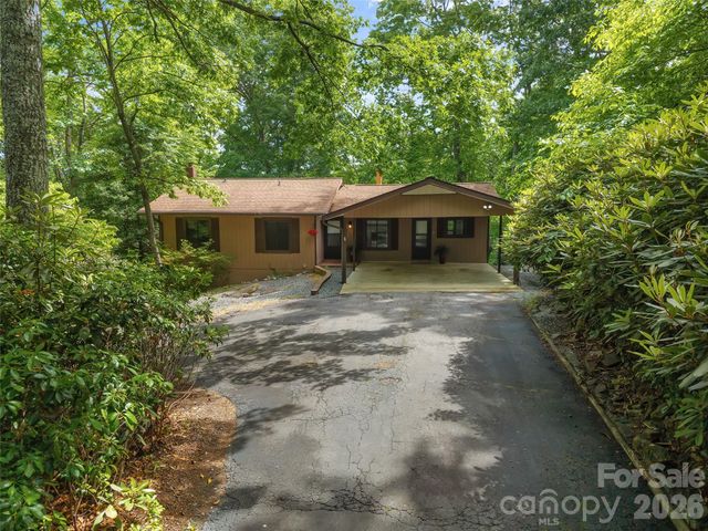 32 Honeysuckle Ridge Road, Pisgah Forest, NC 28768