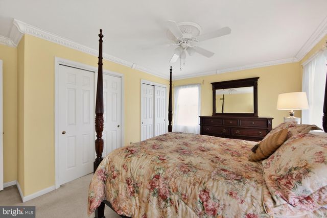207 WHITESTONE DR, Kennett Square, PA 19348