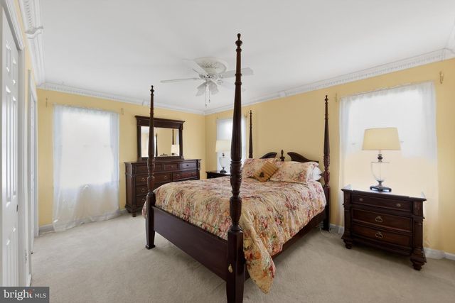 207 WHITESTONE DR, Kennett Square, PA 19348