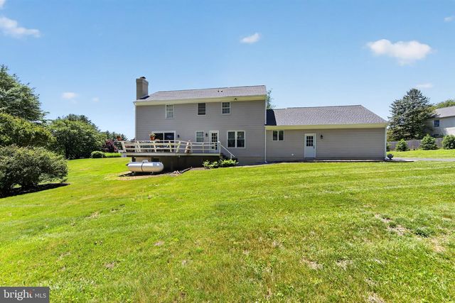 207 WHITESTONE DR, Kennett Square, PA 19348