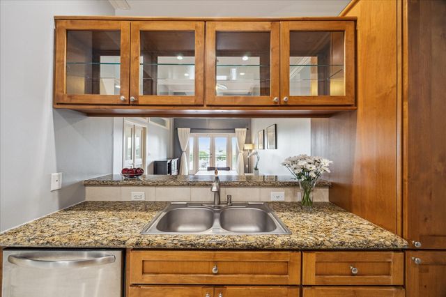 1010 Rosine Street 408, Houston, TX 77019