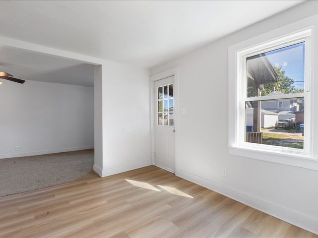 1186 24th Street, Moline, IL 61265