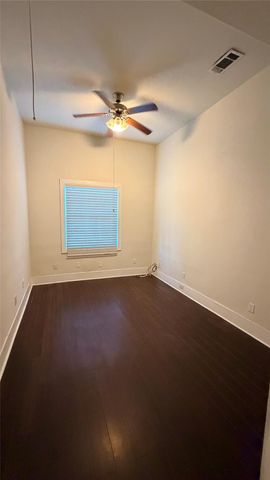 2626 Columbia Street, Houston, TX 77008